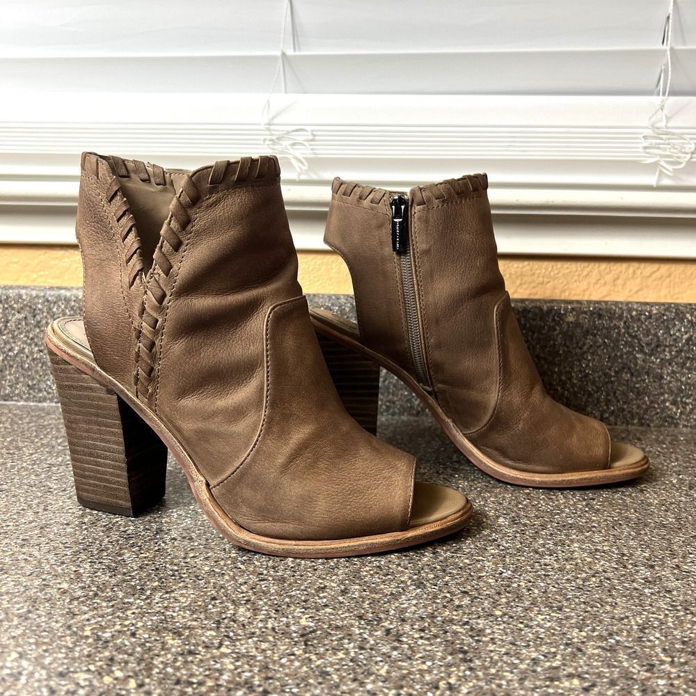 Vince Camuto Womens Size 8 M Brown Leather Peep Toe Ankle Sling Back Block Heels